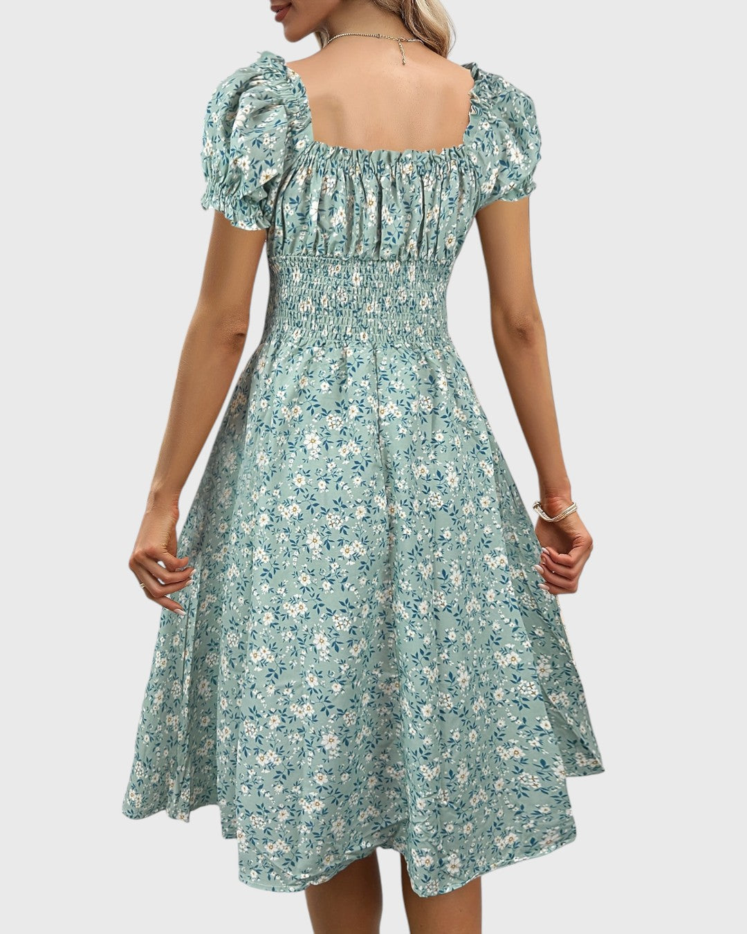 Noor™ | Blomstrete Kjole med Pufferm