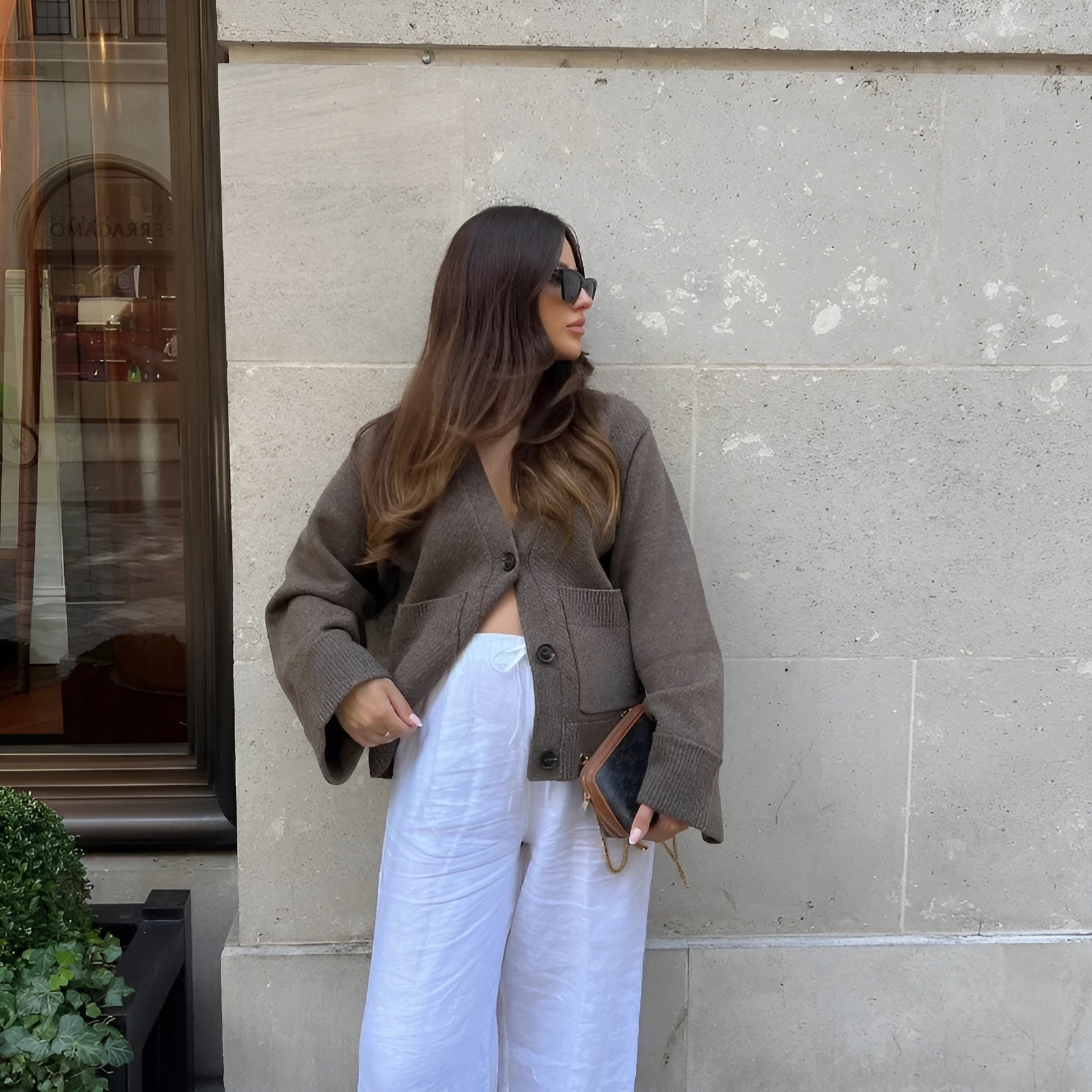 Sara™ | V-hals Vest med Knapper