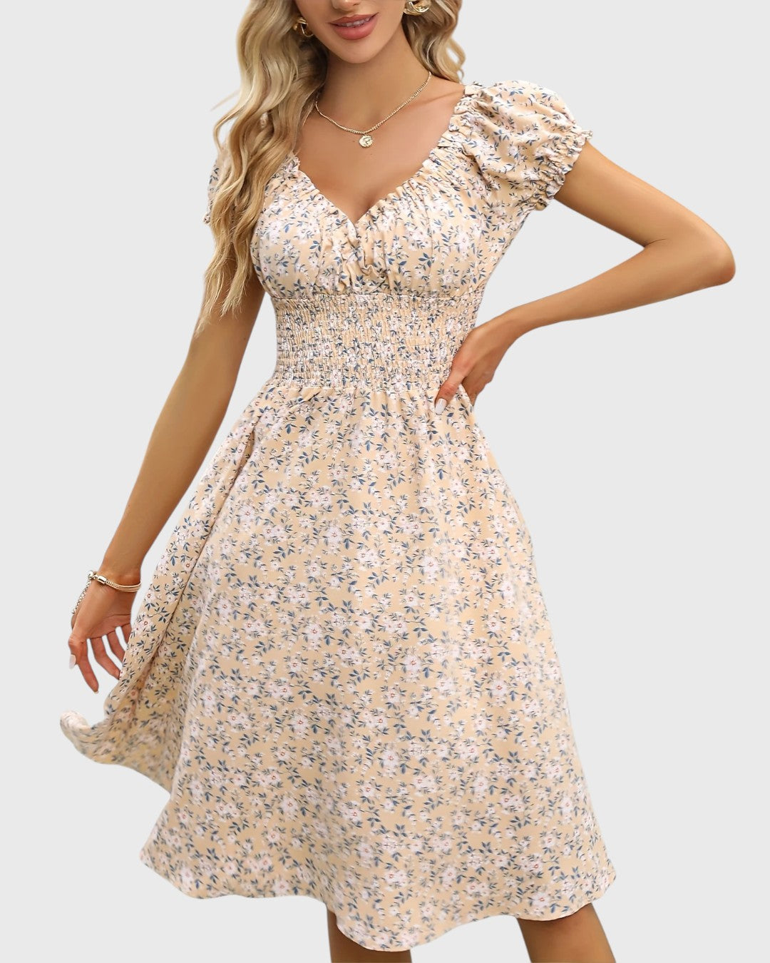 Noor™ | Blomstrete Kjole med Pufferm