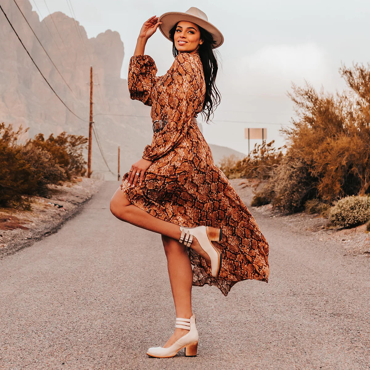 Sabine™ | Amara Saapad