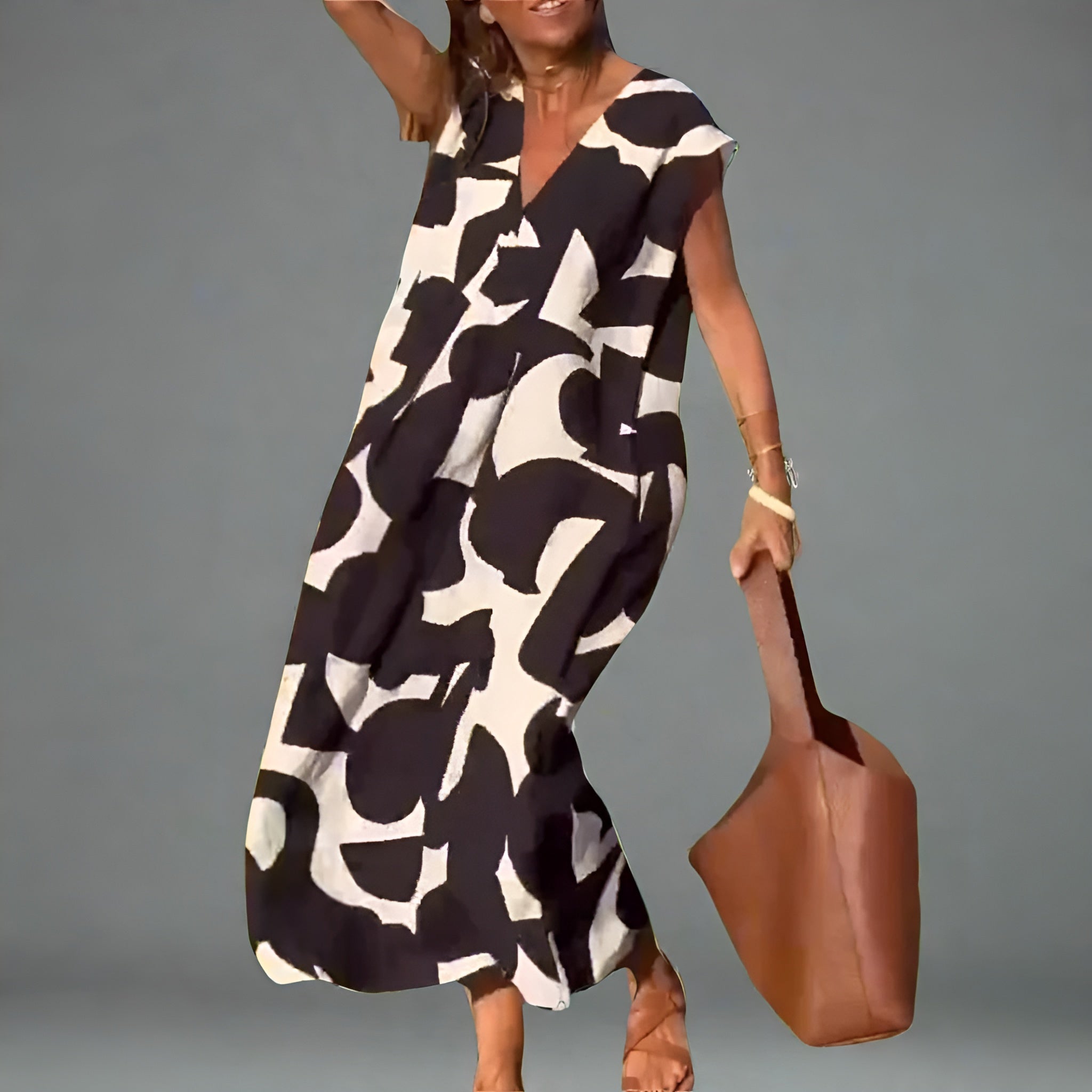 Amara™ | Trendy Kjole med V-hals