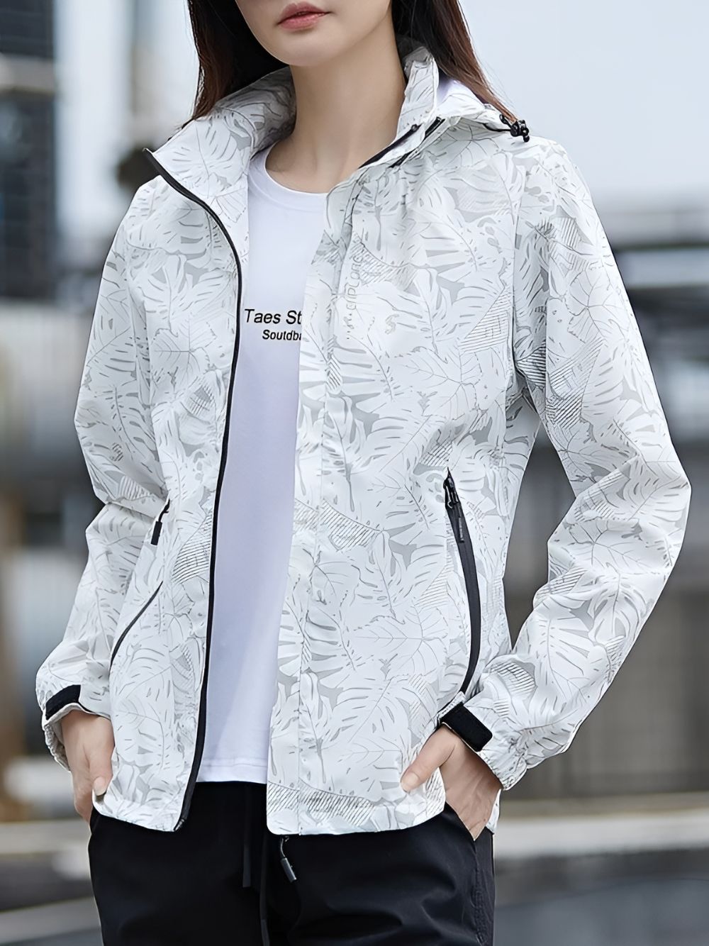 Tindra™ | Vanntett og Vindavvisende Jakke