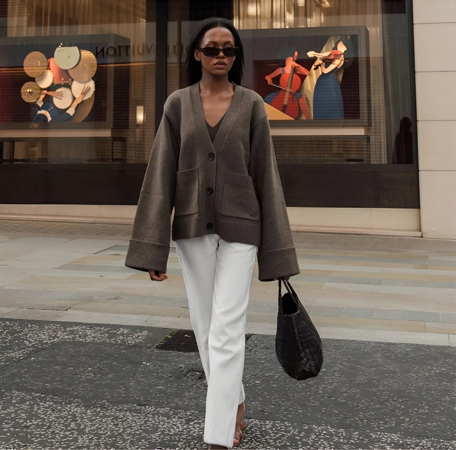 Sara™ | V-hals Vest med Knapper