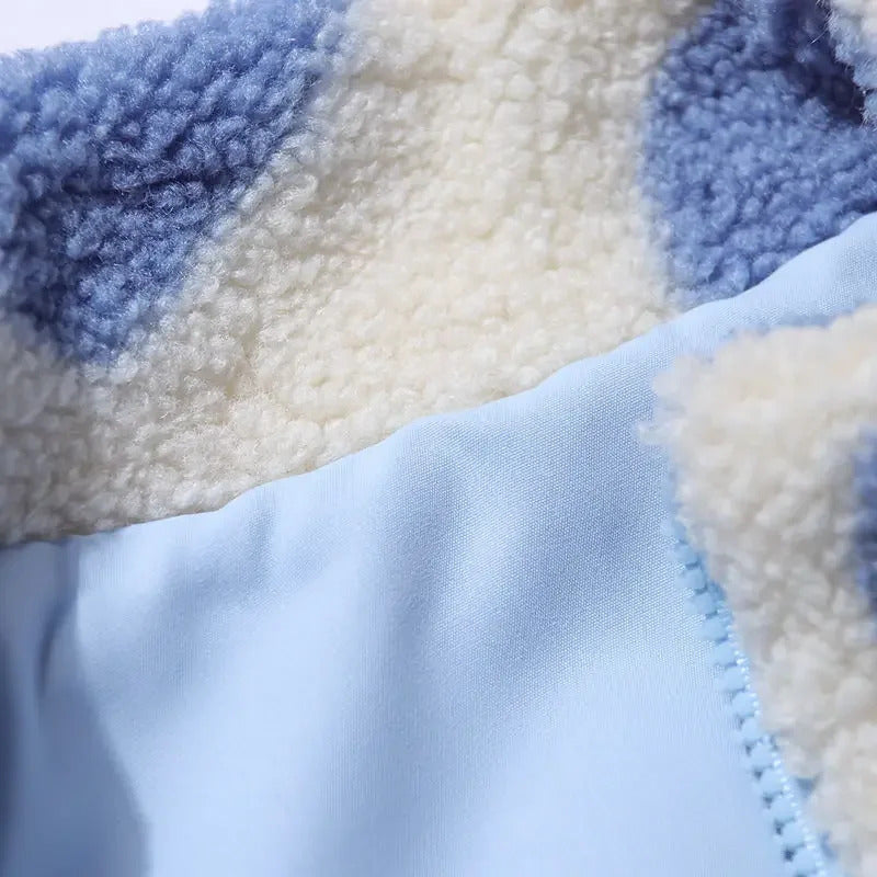 Kerstin™ | Vendbar jakke med hjerte detaljer