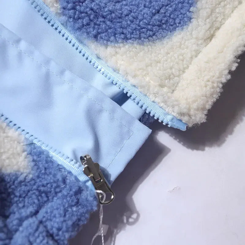 Kerstin™ | Vendbar jakke med hjerte detaljer